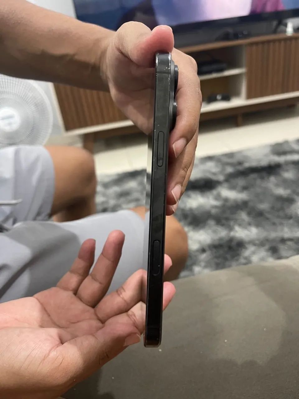 iPhone 16 pro max - Foto 3