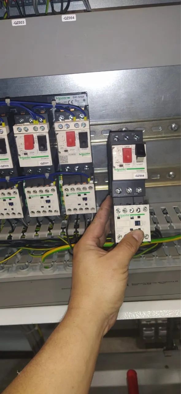 Eletricista  - Foto 2