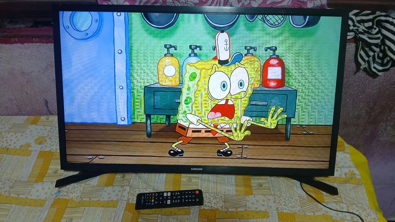 Vendo tv Samsung 32 polegadas smart funcionando perfeitamente valor 650 pra vim buscar  - Foto 5