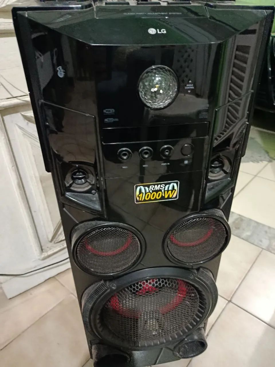 Vendo som LG 1000rms