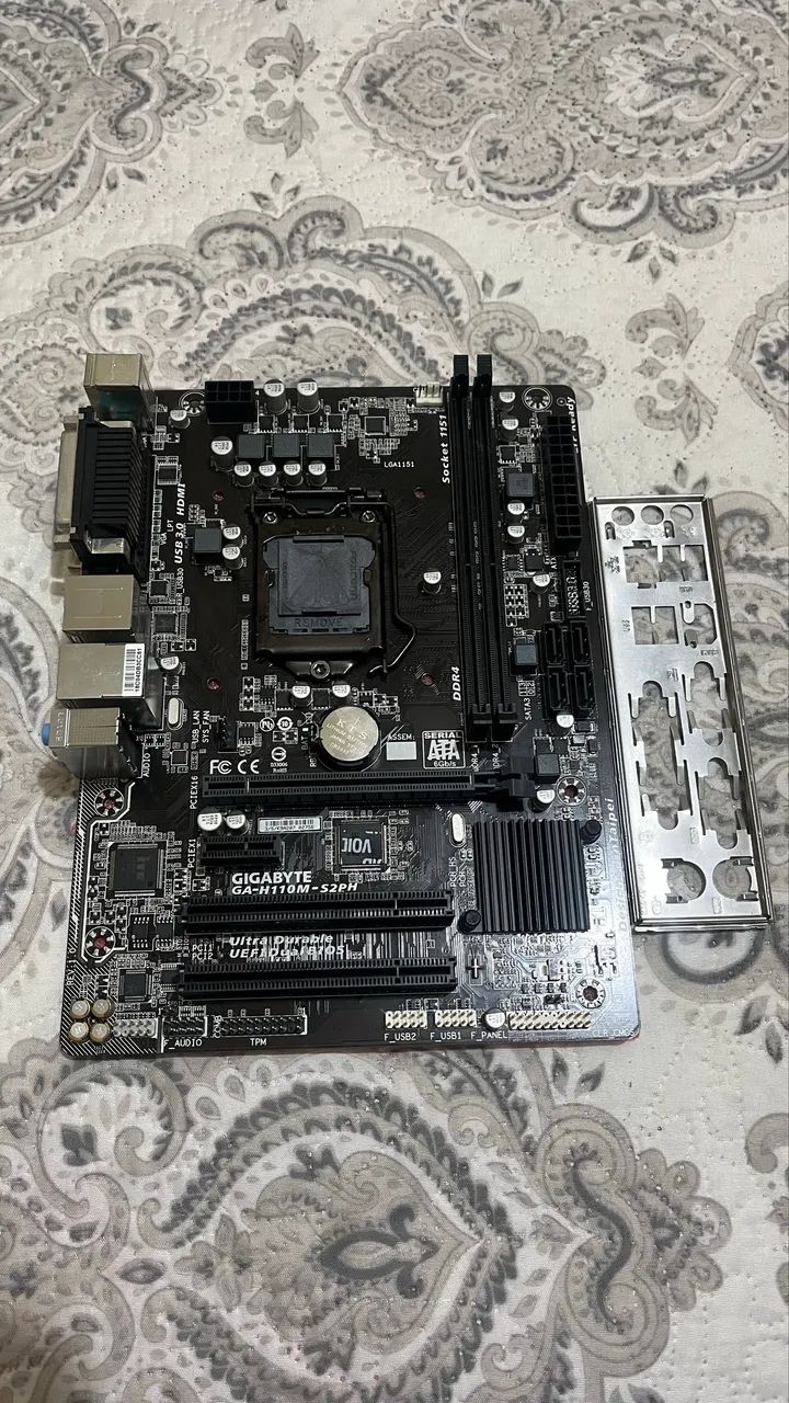 PLACA MÃE H110 GIGABYTE