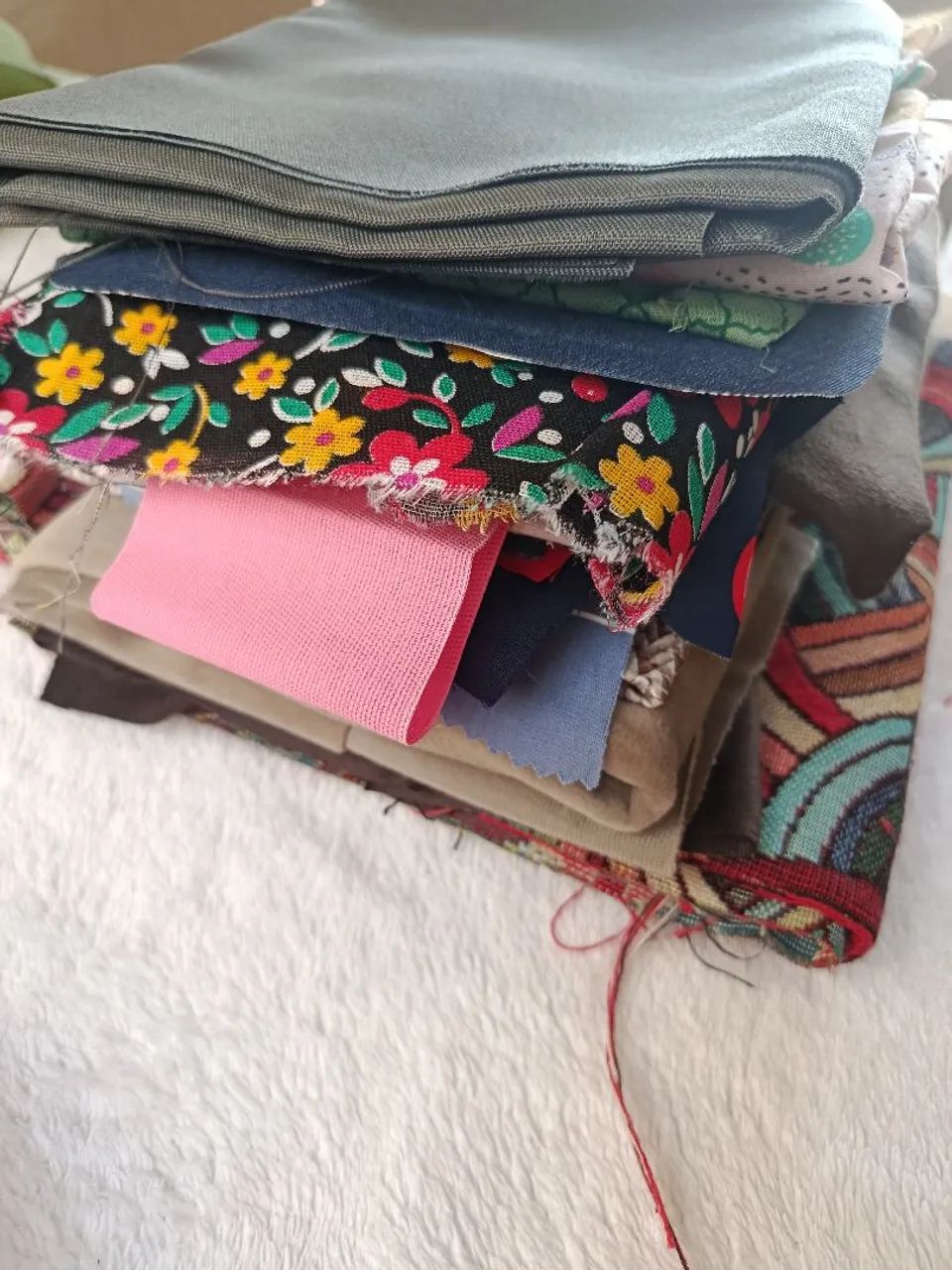 KIT DE RETALHOS VARIADOS ? 1,054 KG - Foto 4