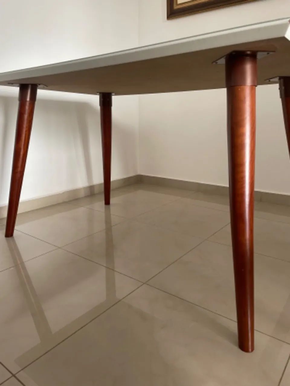Mesa de jantar 4 lugares pés palito retrô  - Foto 4