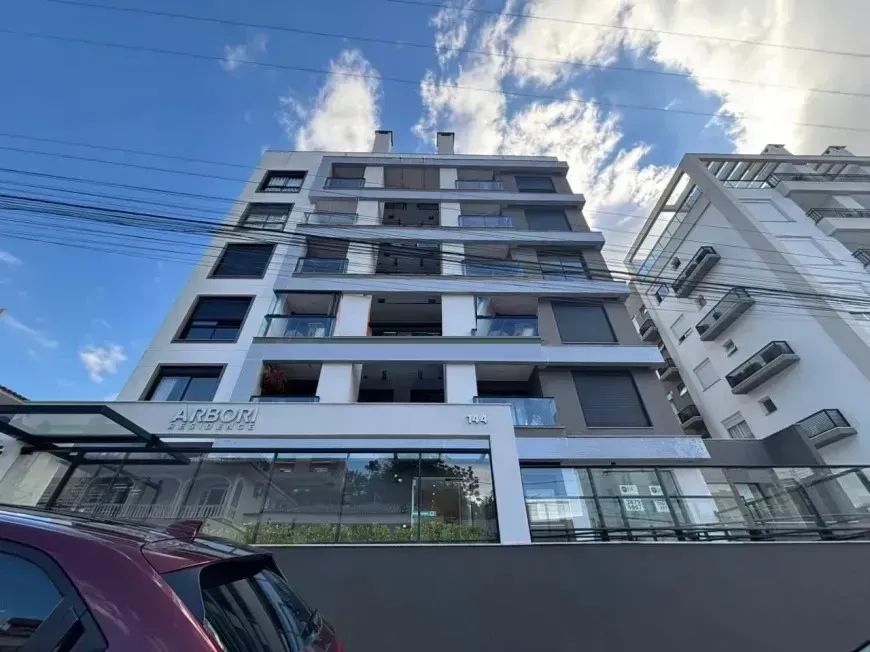 Apartamento studio mobiliado com 34m bem iluminado e com vaga ao lado UFSC e o Shopping Vi - Foto 2