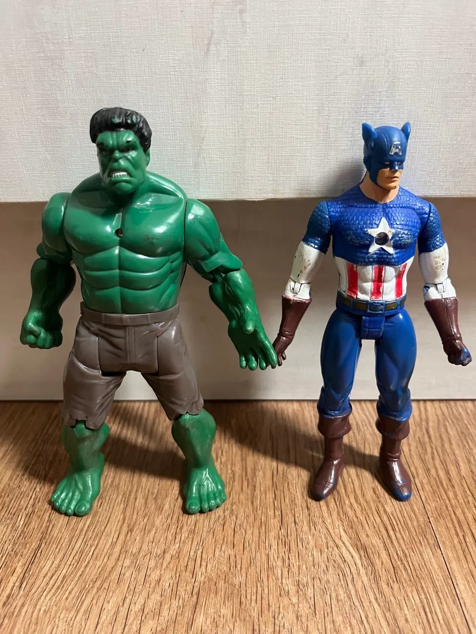Boneco e robô  - Foto 3