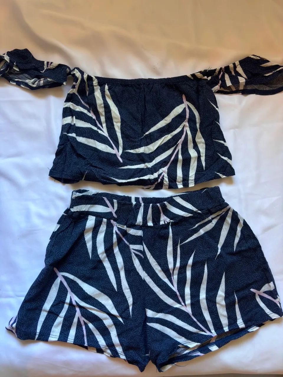 Conjunto de short e top estampados - Foto 2