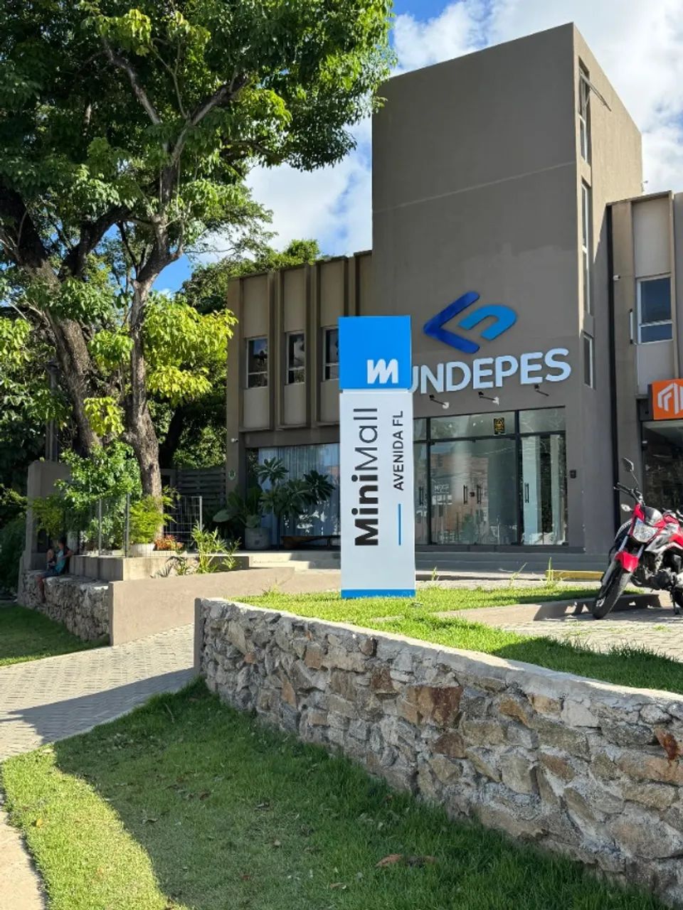 LOJA em galeria comercial na Av. Fernandes Lima - Gruta - Foto 3