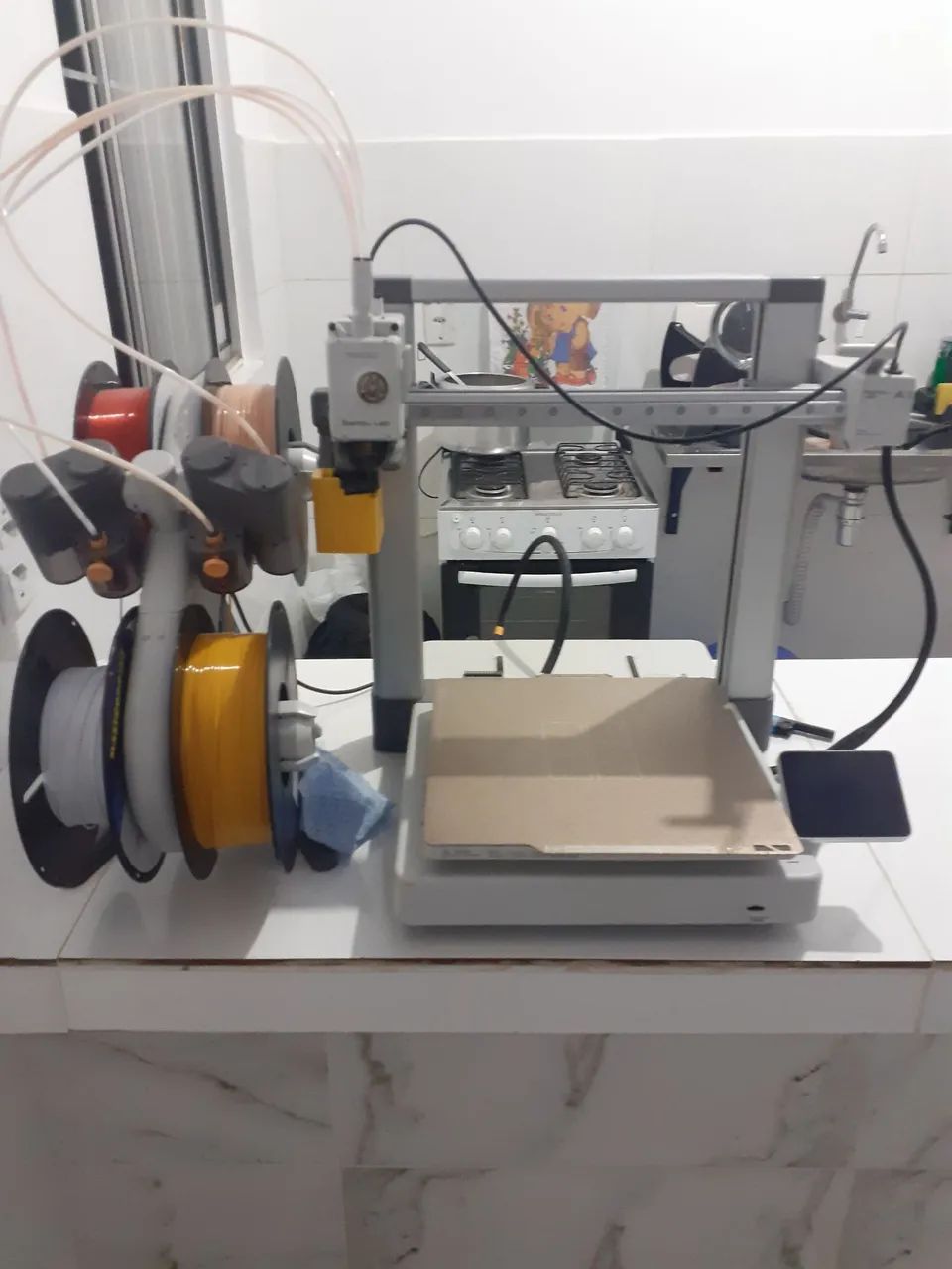 IMPRESORA 3D BAMBU LAB A1 COMBO,  TROCA SE EM IPHONE E VENDA - Foto 3
