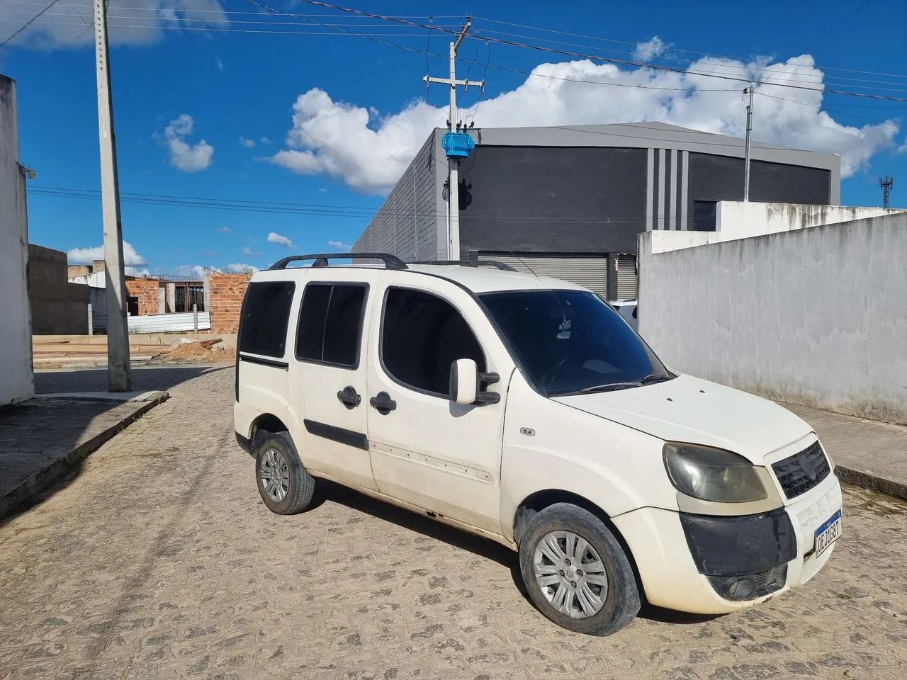 Fiat Doblo Attractive 1.4 Fire Flex 8V 5P 2012 - Foto 2