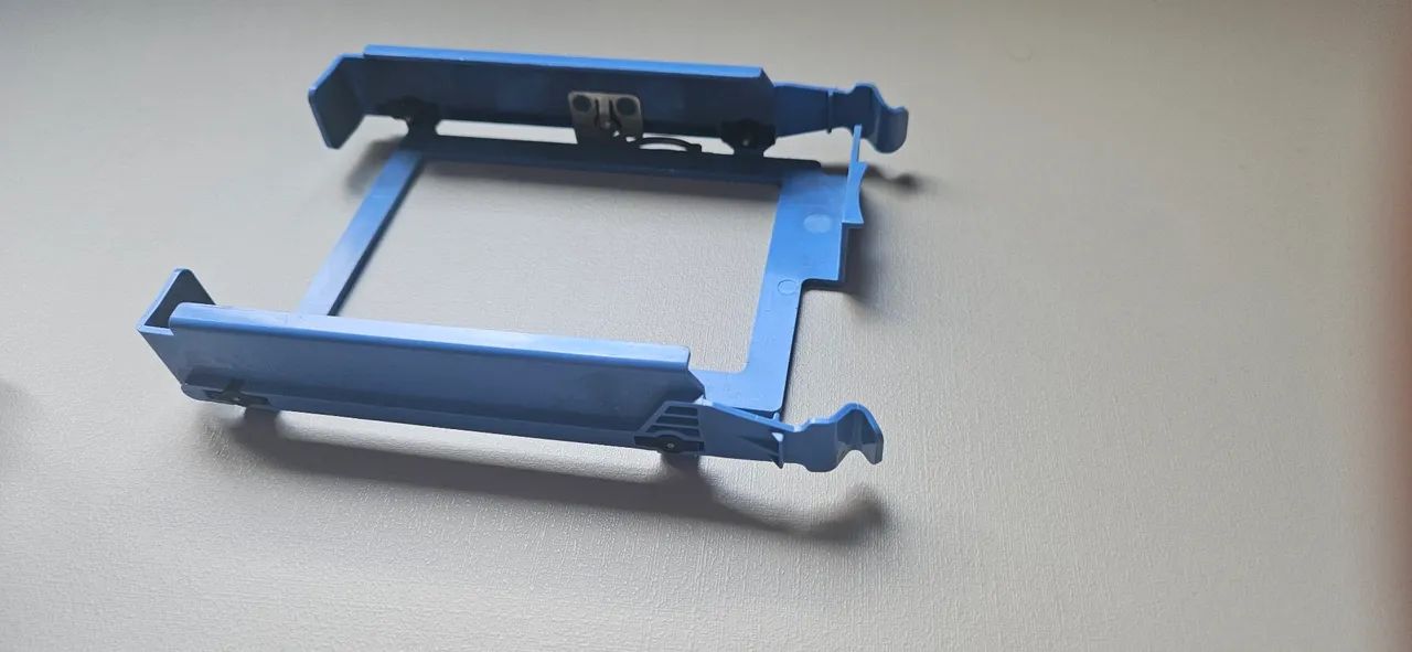Bandeja de disco rígido (HDD Caddy) Dell, modelo 0DN8MY ou DN8MY. 
