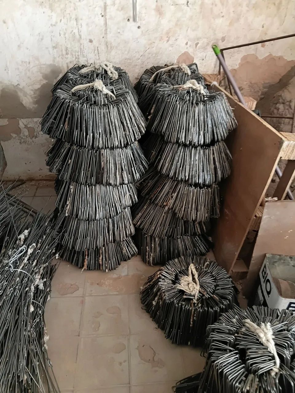 ESTRIBO DE AÇO 