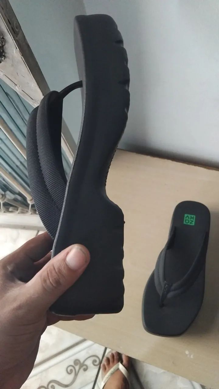 Sandalia da marca ,(zaxy )muito.nova número 38 