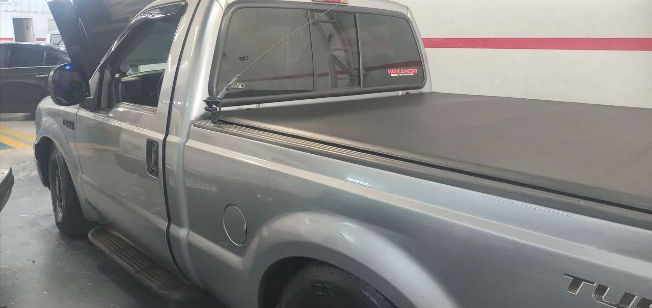 Mecânico e eletrecista de automóveis 