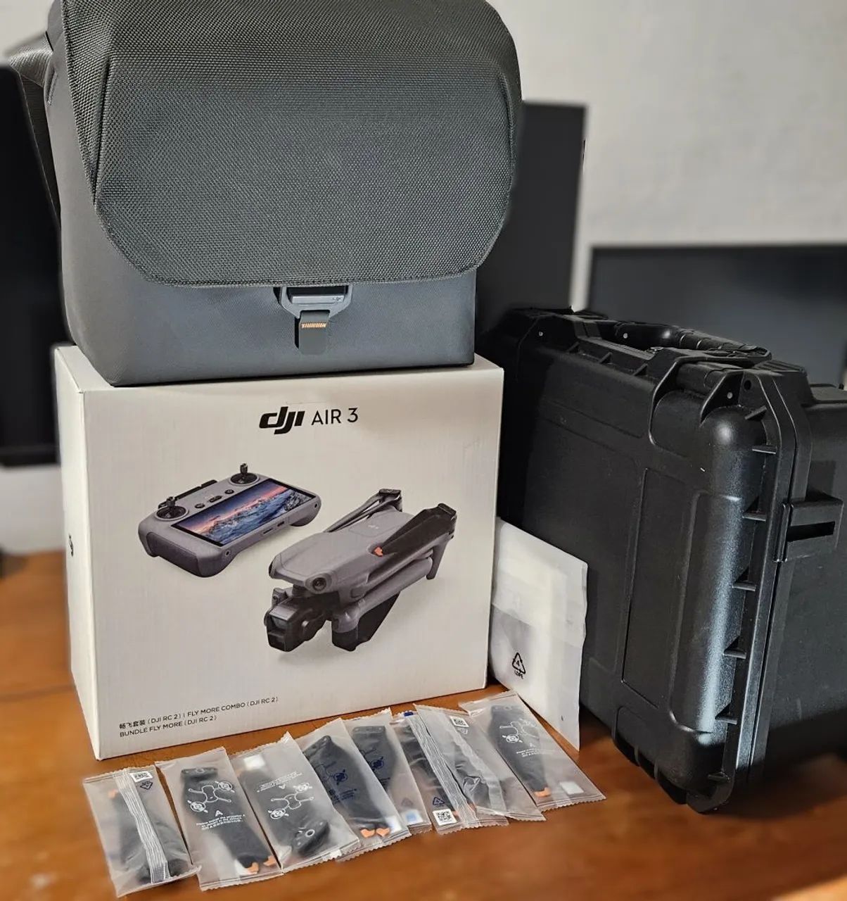 DJI AIR 3 Completo  - Foto 6