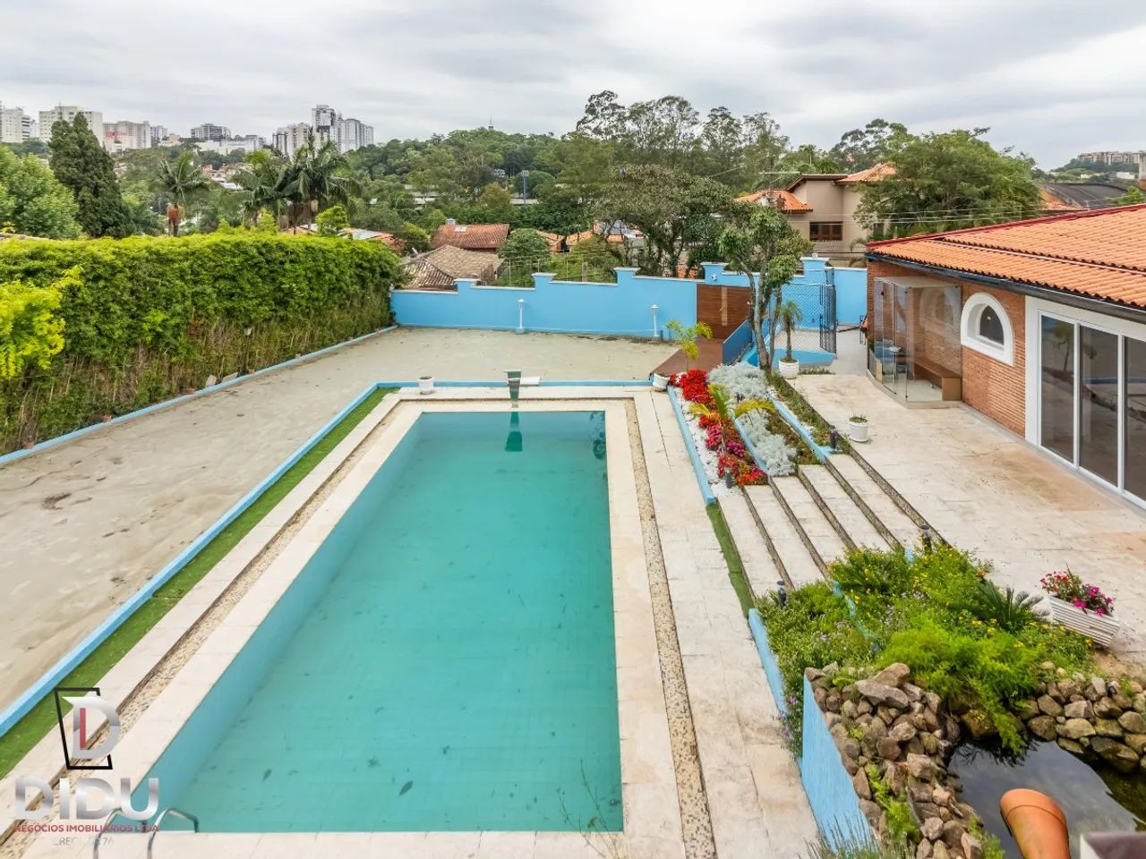 Casa para venda em Morumbi com 4 quartos, sendo 4 suítes, 720m² - Foto 2