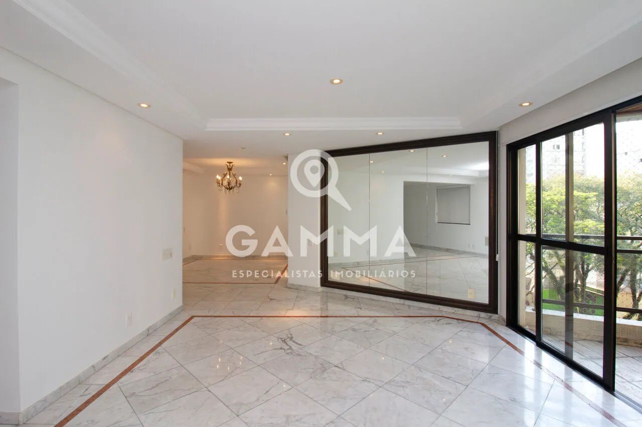 Apartamento a Venda em Higienópolis com 3 suítes, 2 vahas e varanda! - Foto 2