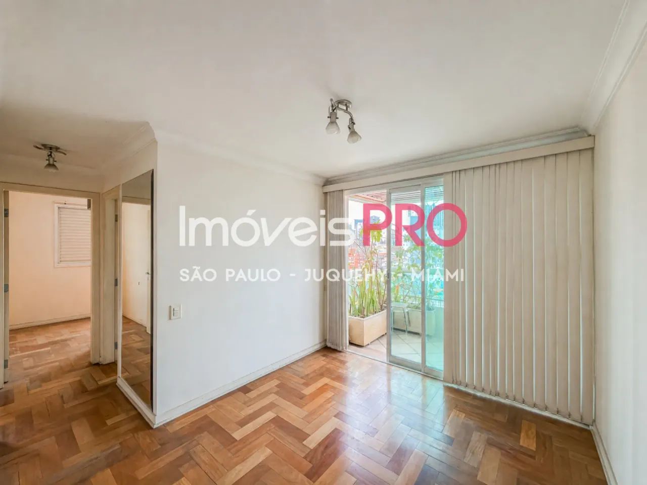 Apartamento Reformado com 75m², 2 dorm 01 suíte e 2 vagas - Foto 5