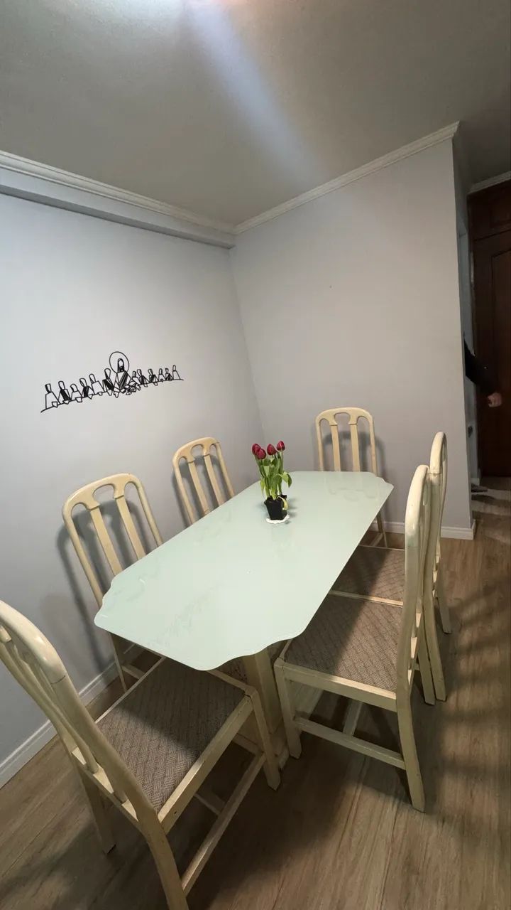 Mesa de jantar 6 lugares 