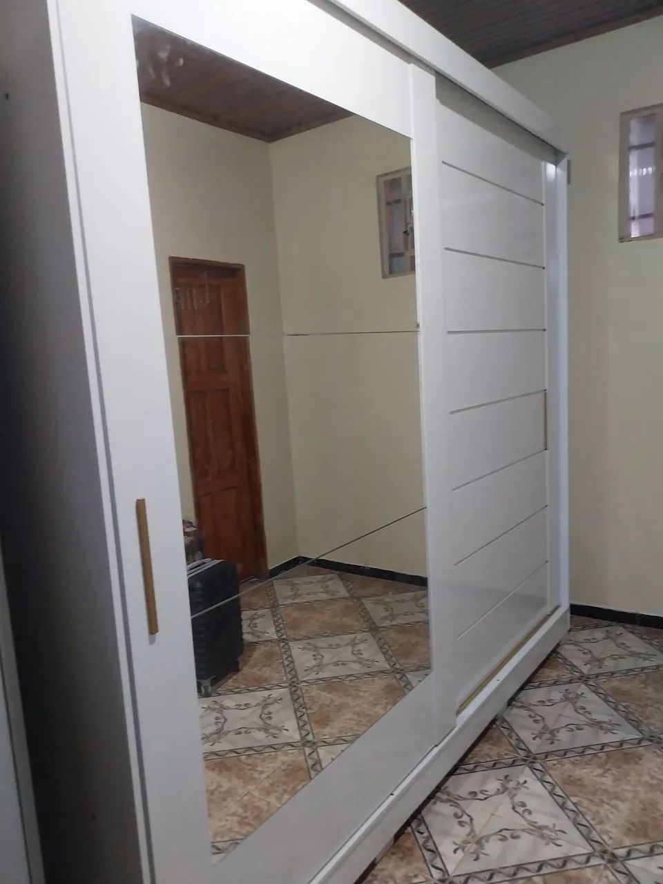 Guarda roupa semi novo - Foto 2