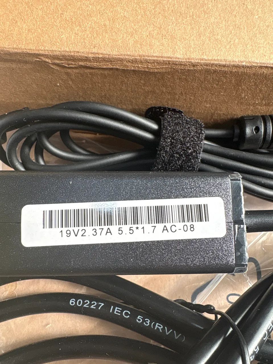 Fonte para Notebook Acer 19v 2.37A plug 5,5?