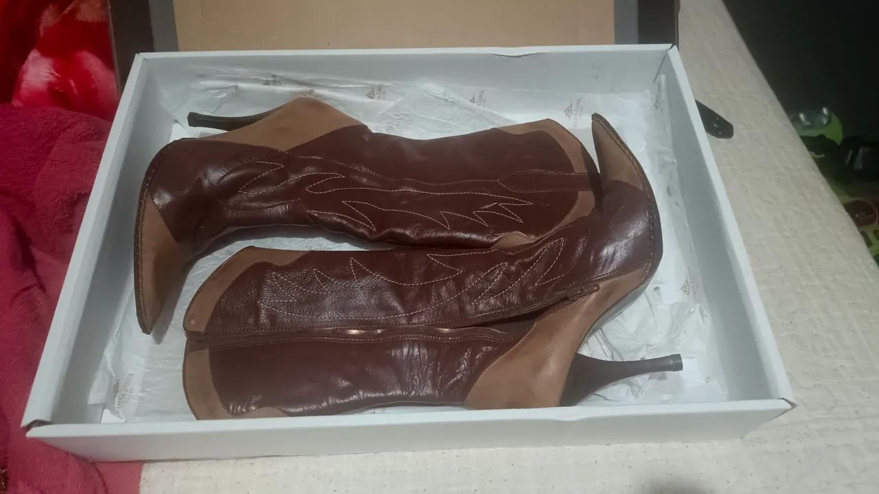 Bota couro legítimo 36/37 - Foto 2
