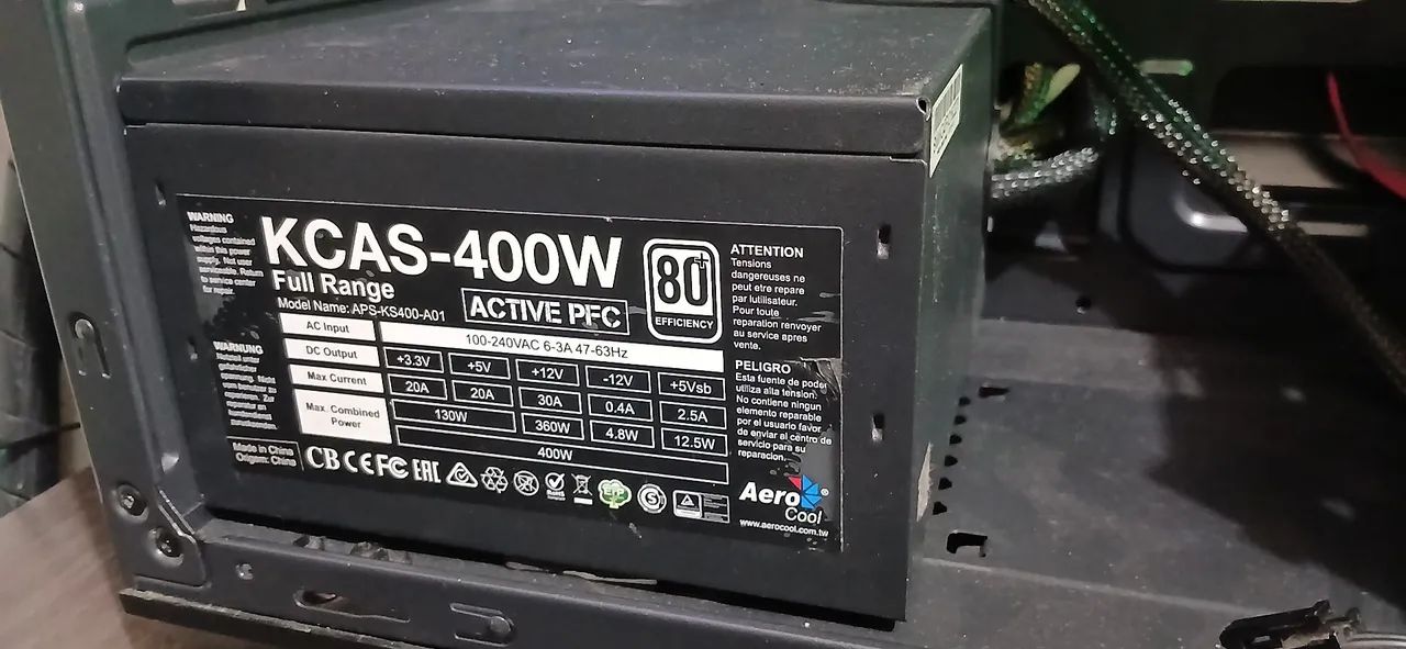 Fonte de computador aerocool kcas 400w 80plus