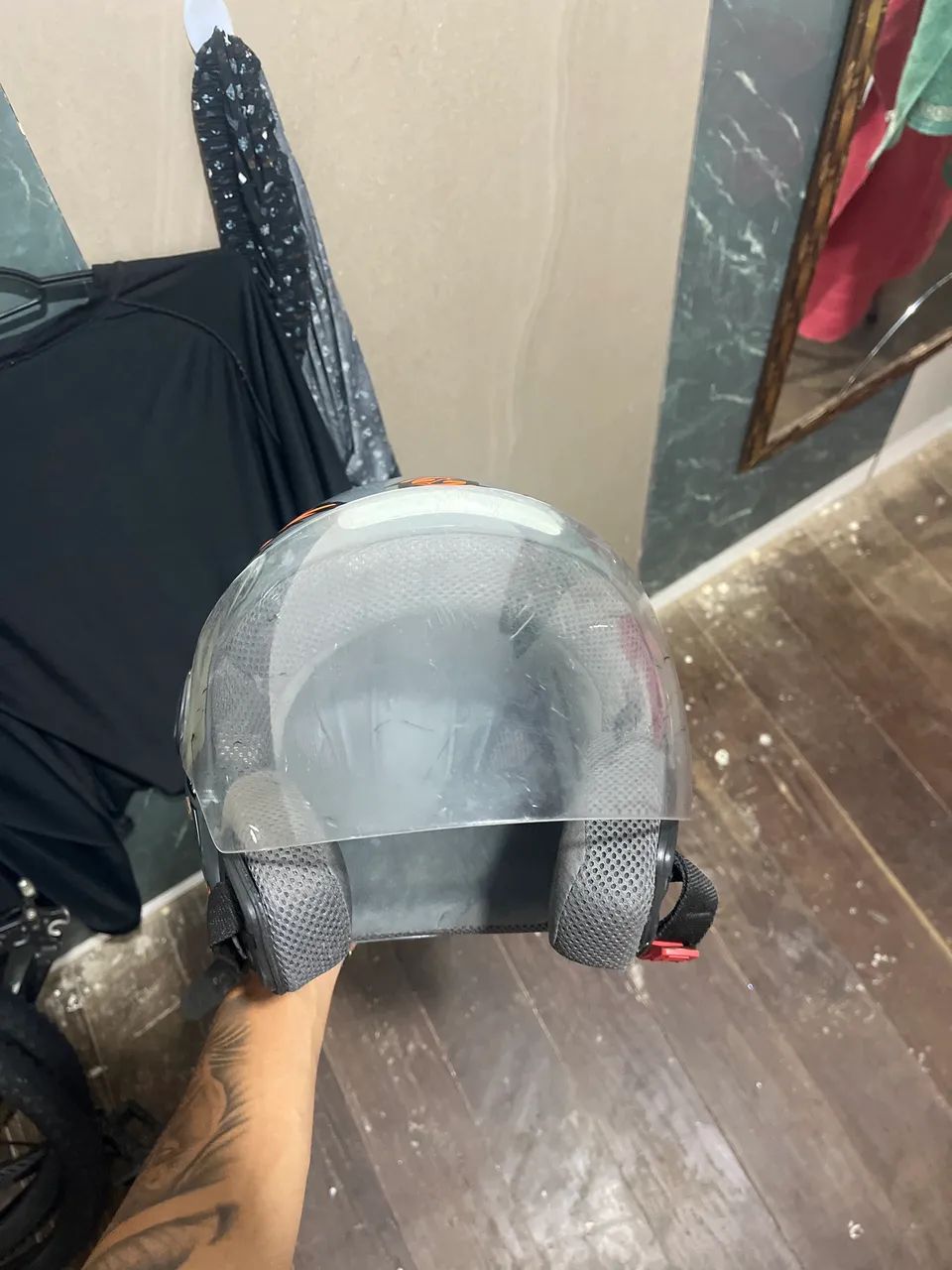 Capacete pra venda - Foto 4