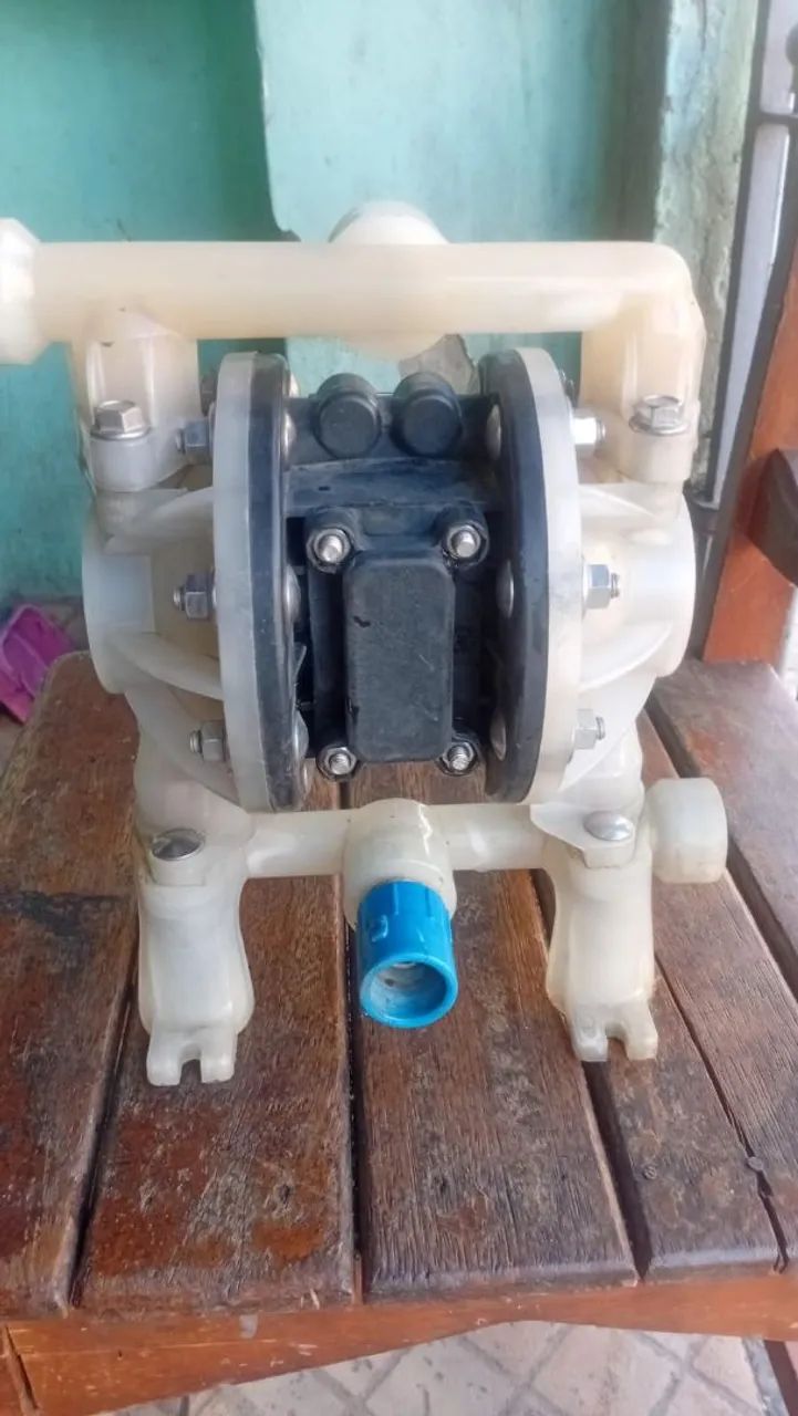 Bomba pneumática duplo diafragma Ingersull - Foto 4