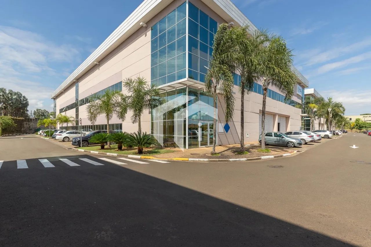 PRÉDIO COMERCIAL COM GALPÃO PARA LOCAÇÃO AO LADO DO ALPHAVILLE CAMPINAS.