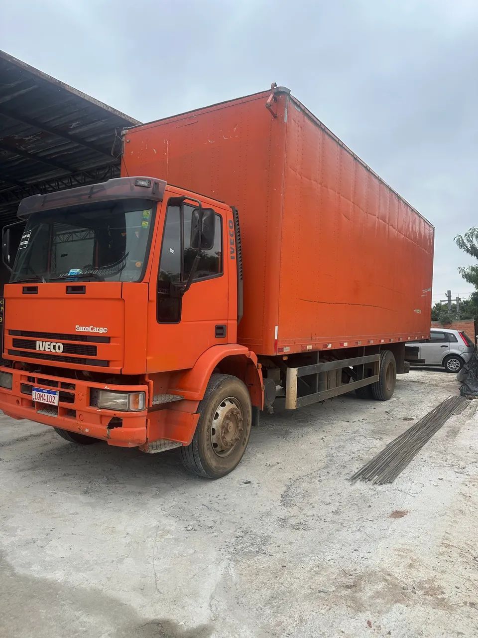 IVECO 170E22 TOCO BAÚ  - Foto 5