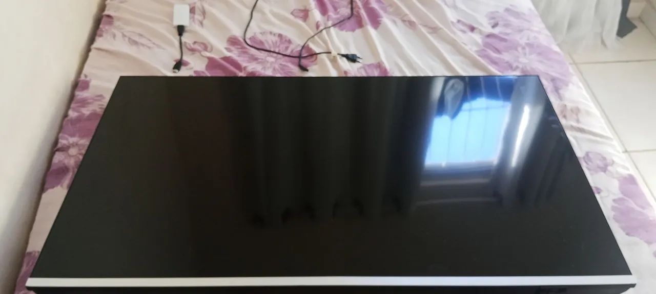 Vendo uma tv smart 50 polegadas  - Foto 2