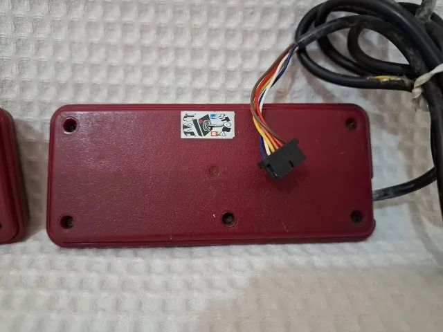 par controles famicom original - Foto 3