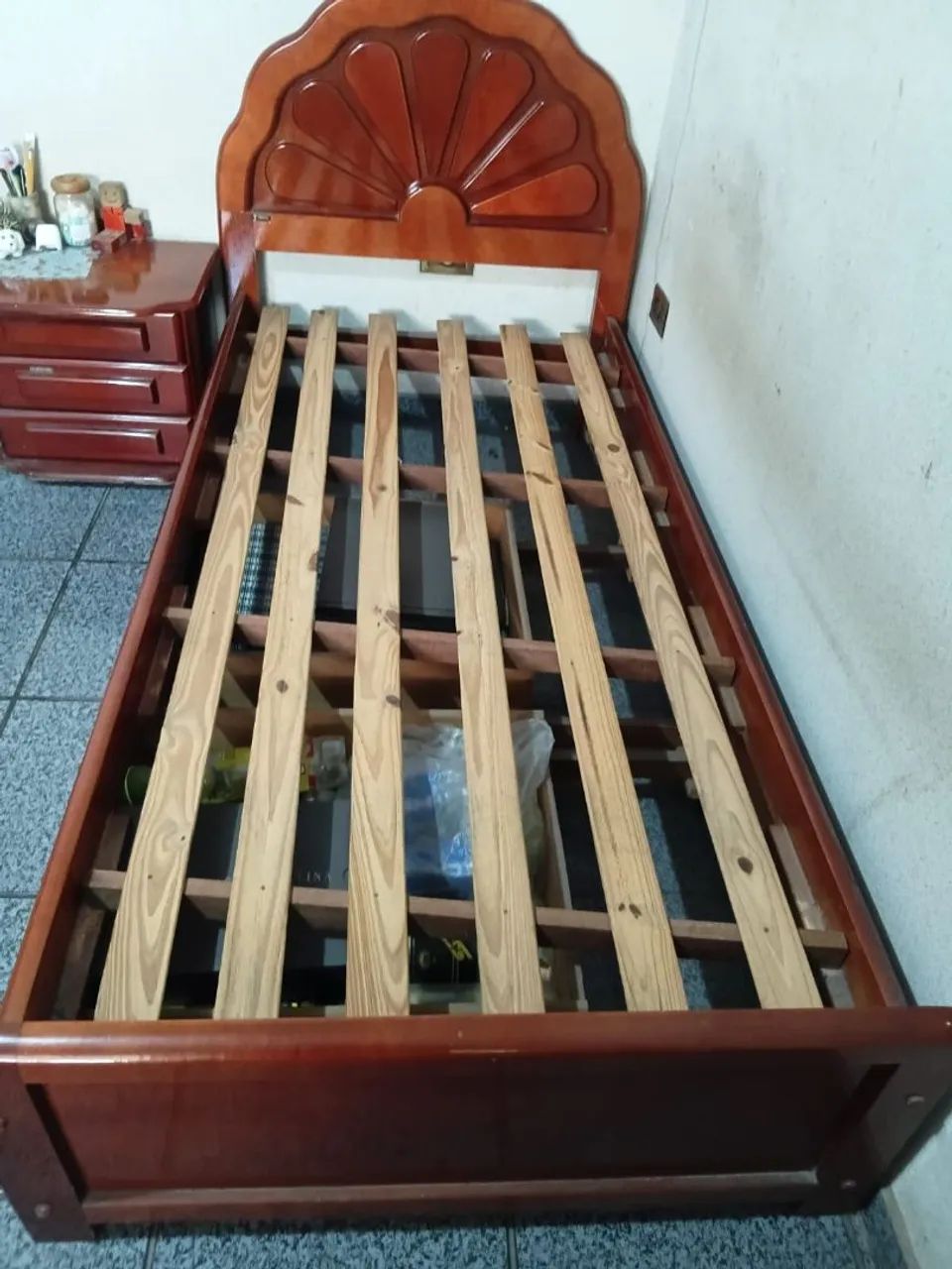 Cama de solteiro em ótimo estado (usada) - Foto 5