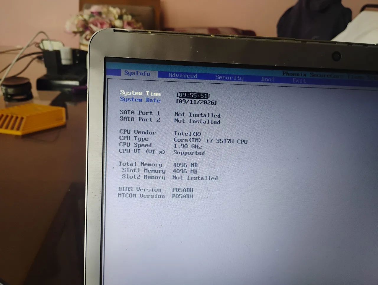 Ultrabook Samsung Np530 i7 4 gb ram SSD e baia de hd - Foto 4