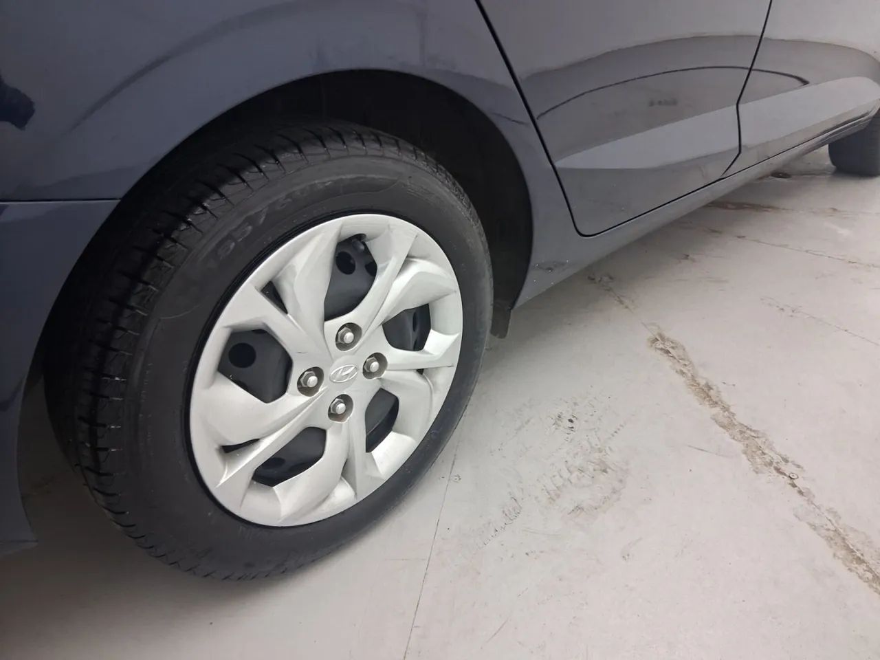 Hyundai HB20S Comfort Plus 1.0 TB Flex 12V Mec., foto 14 de 18