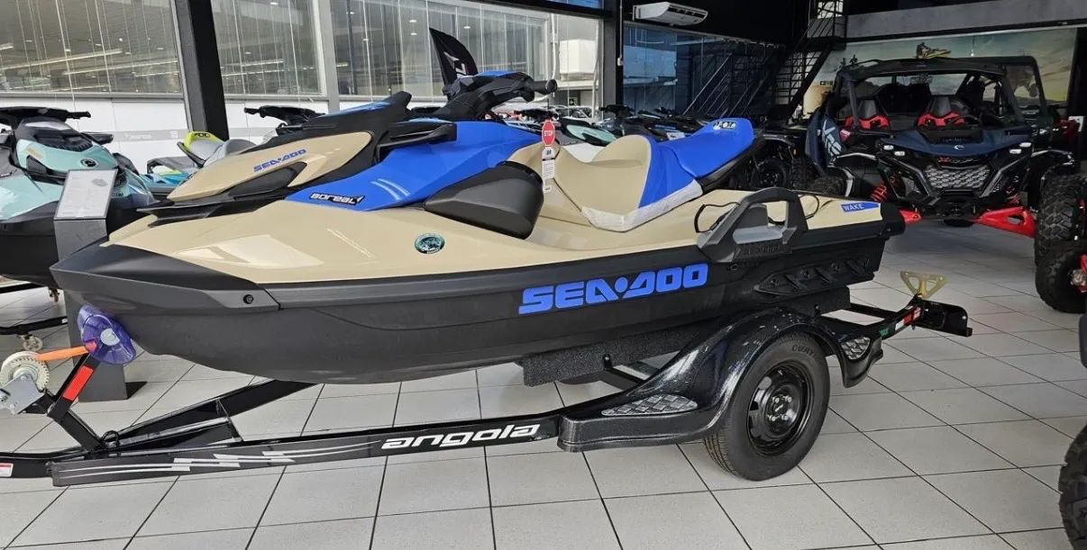 Sea doo wake 170 ano 2025
