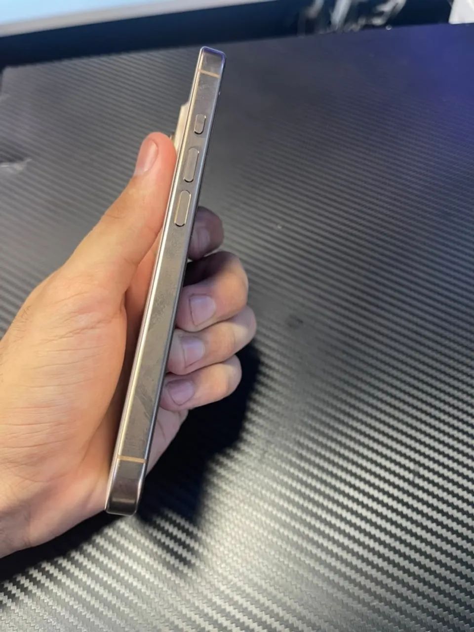 IPHONE 16 pro 256GB - Foto 4