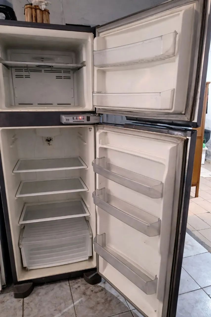 Geladeira Frost Free Brastemp  - Foto 2