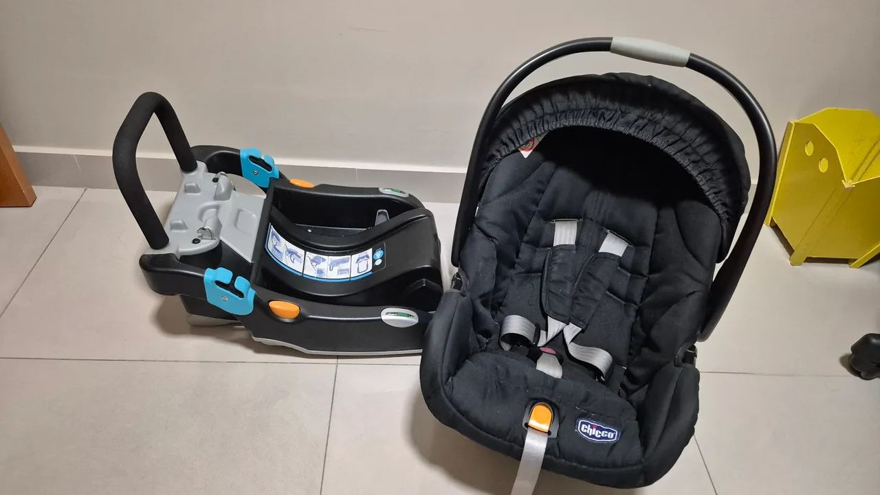 Carrinho de bebê com bebê conforto Chicco Bravo - Foto 4