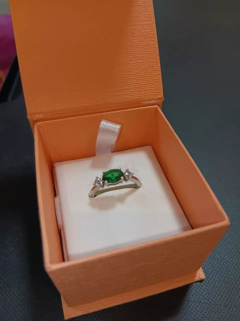 Anel Vivara Prata 925 com Zircônia Verde e Incolor (Aro 12) - Original - Foto 2