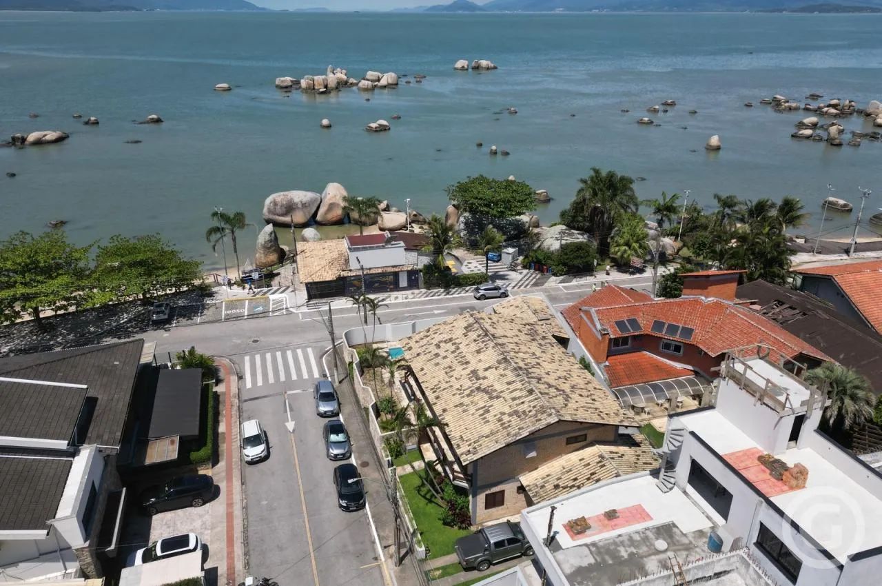 Casa comercial ampla em Itaguaçu, ideal para seu negócio prosperar - Foto 3