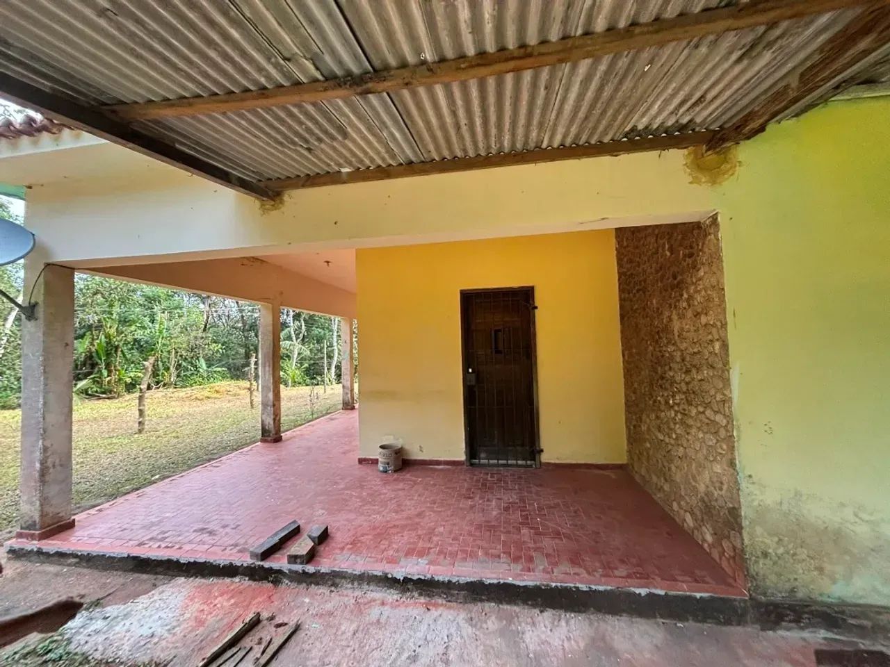 REFÚGIO: CASA LINEAR COM QUINTAL APROX. 2.000M² PRÓXIMO A CACHOEIRAS - Foto 4