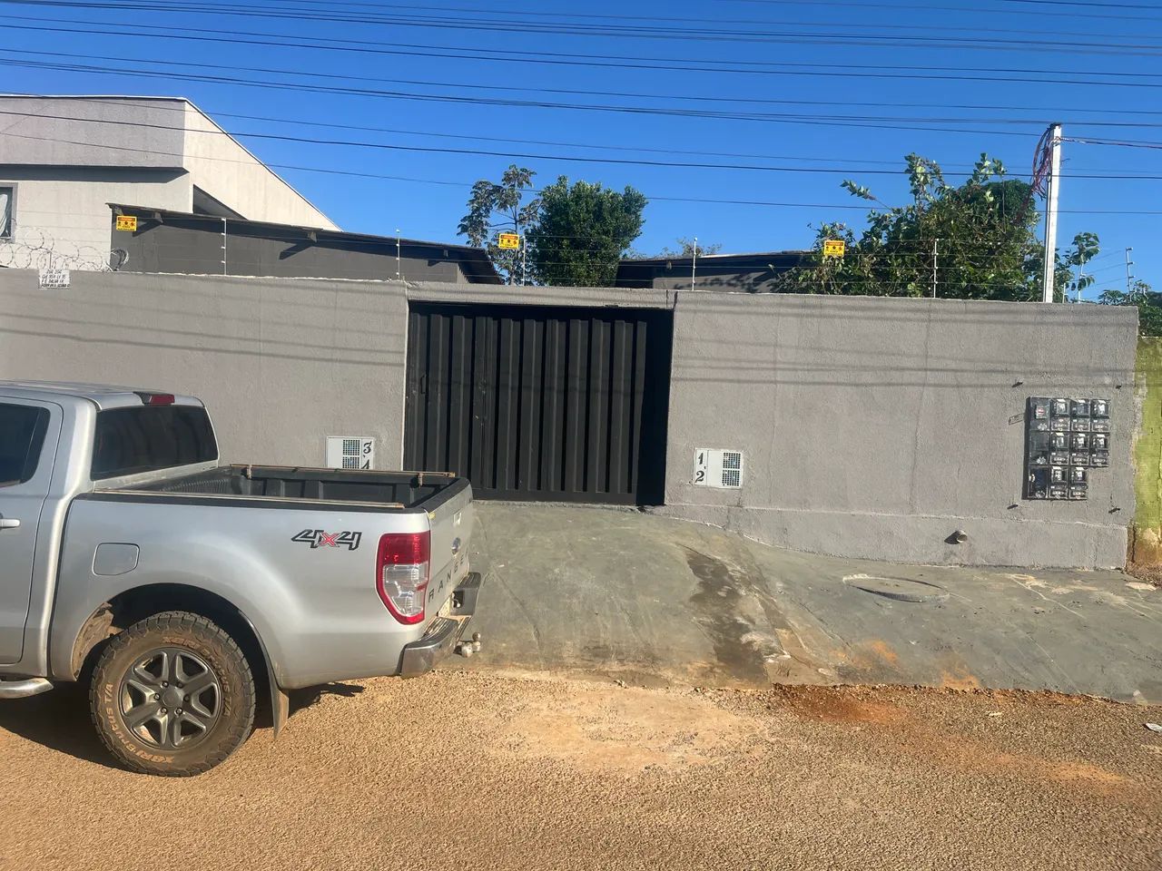 KITNETS PARA ALUGUEL - JARDIM INGÁ - R$ 450,00.  