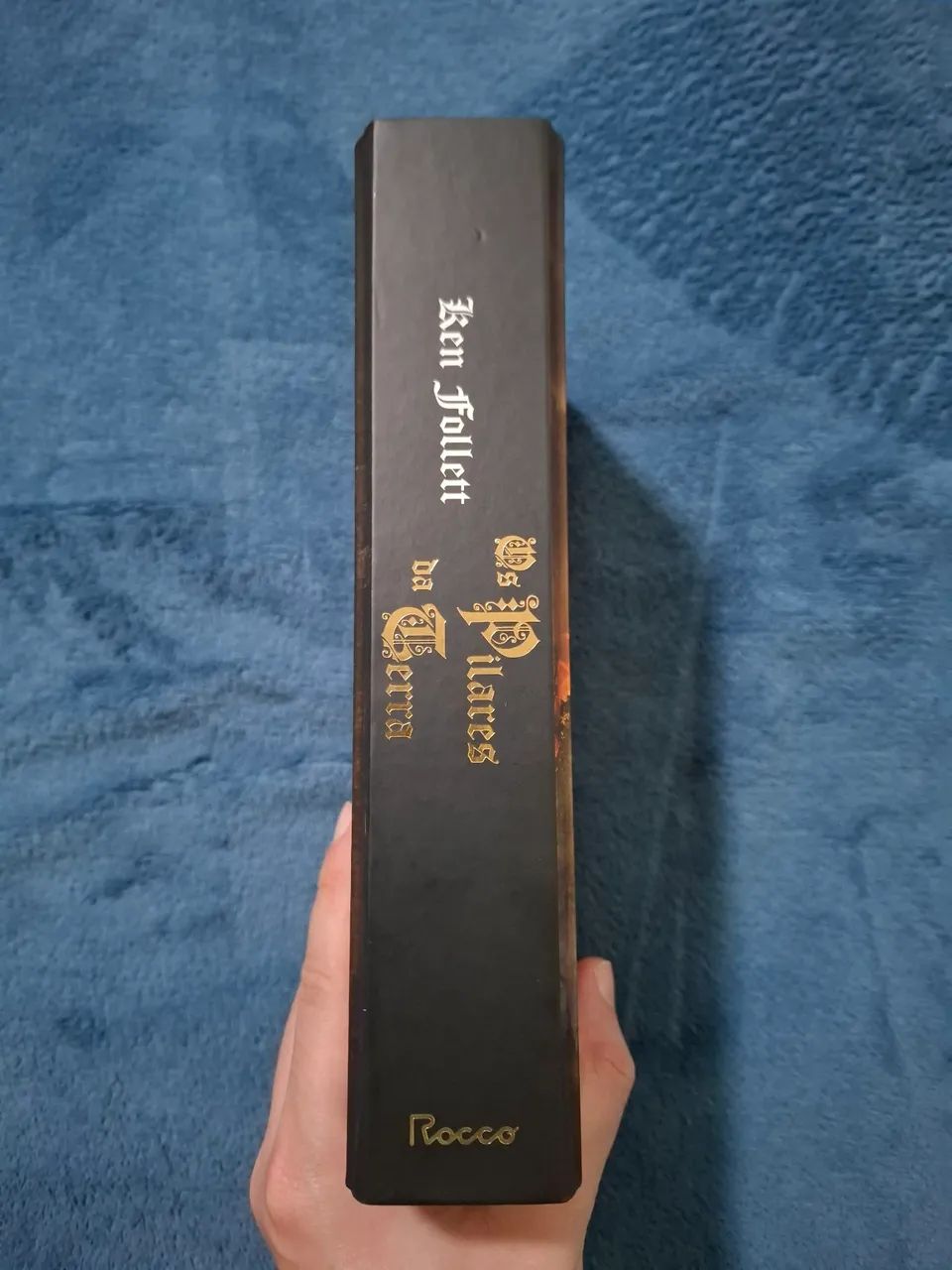 Livro Os Pilares da Terra - Editora Rocco - Foto 2