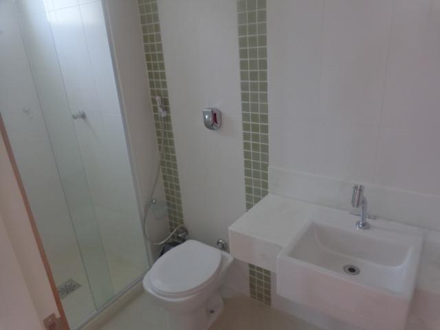 Apartamento Beira Mar.Luxo,C/3 qtos C/2suítes, C/2gar. Varanda C/vist.total - Foto 8