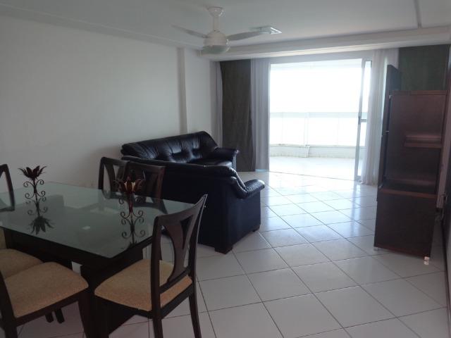 Apartamento Beira Mar.Luxo,C/3 qtos C/2suítes, C/2gar. Varanda C/vista total - Foto 17