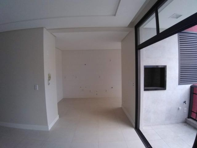 Apartamento 2 Suítes 97 M².Sacada com Churrasqueira, Lavabo, 1 Vaga no Centro - Foto 5