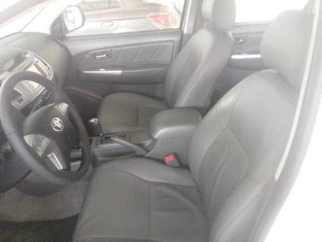 Hilux SRV 3.O Diesel 4x4 Automática - Foto 13