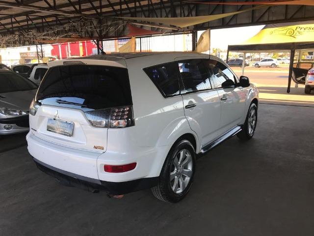 Mitsubishi Outlander 2.4 Aut Completa - Foto 8