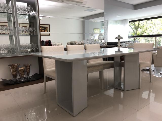 Mesa retangular em laca branca 2m x 1m com 8 cadeiras - Foto 3